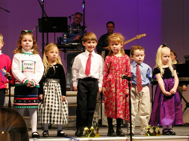 Keely Singing 5.JPG